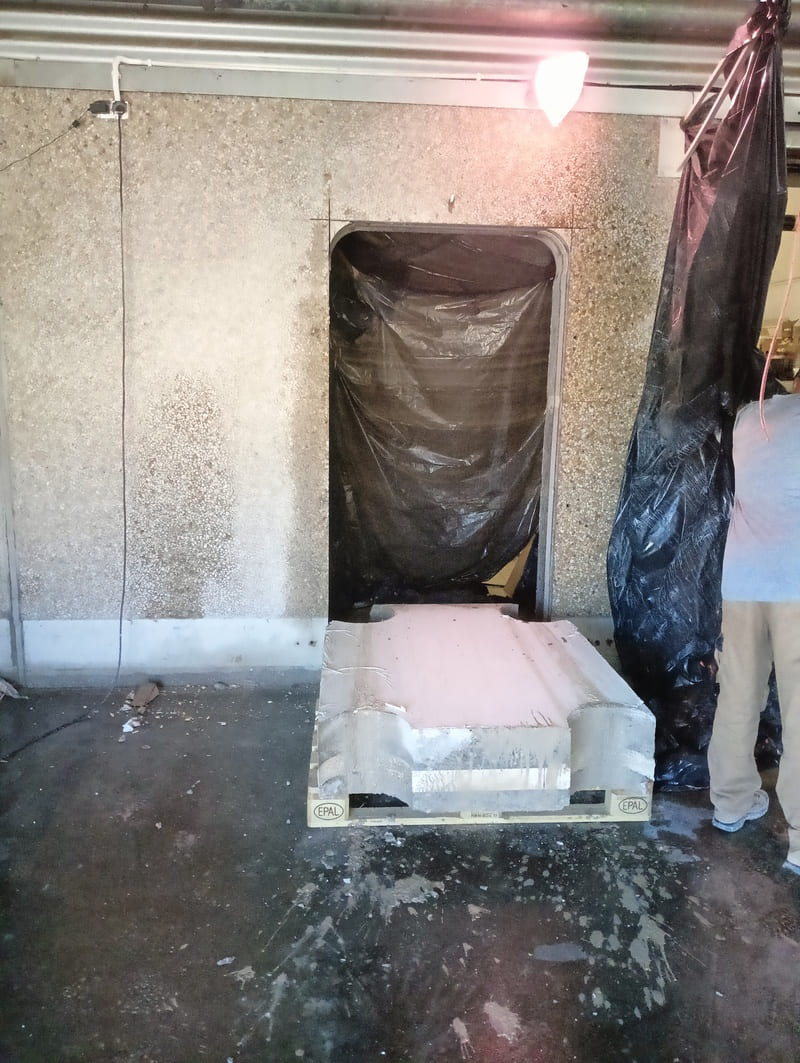 Wykucie otworu na drzwi w ścianie nośnej – krok po kroku