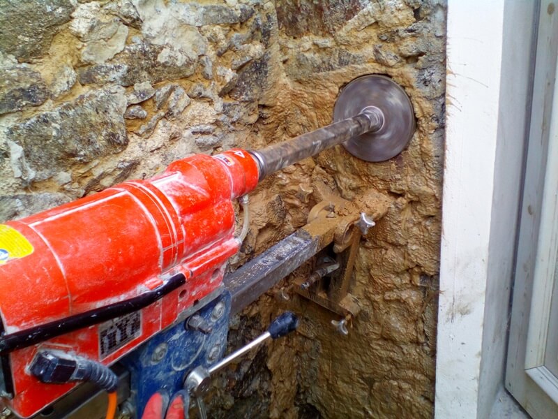 od czego zależy cena wiercenia w betonie