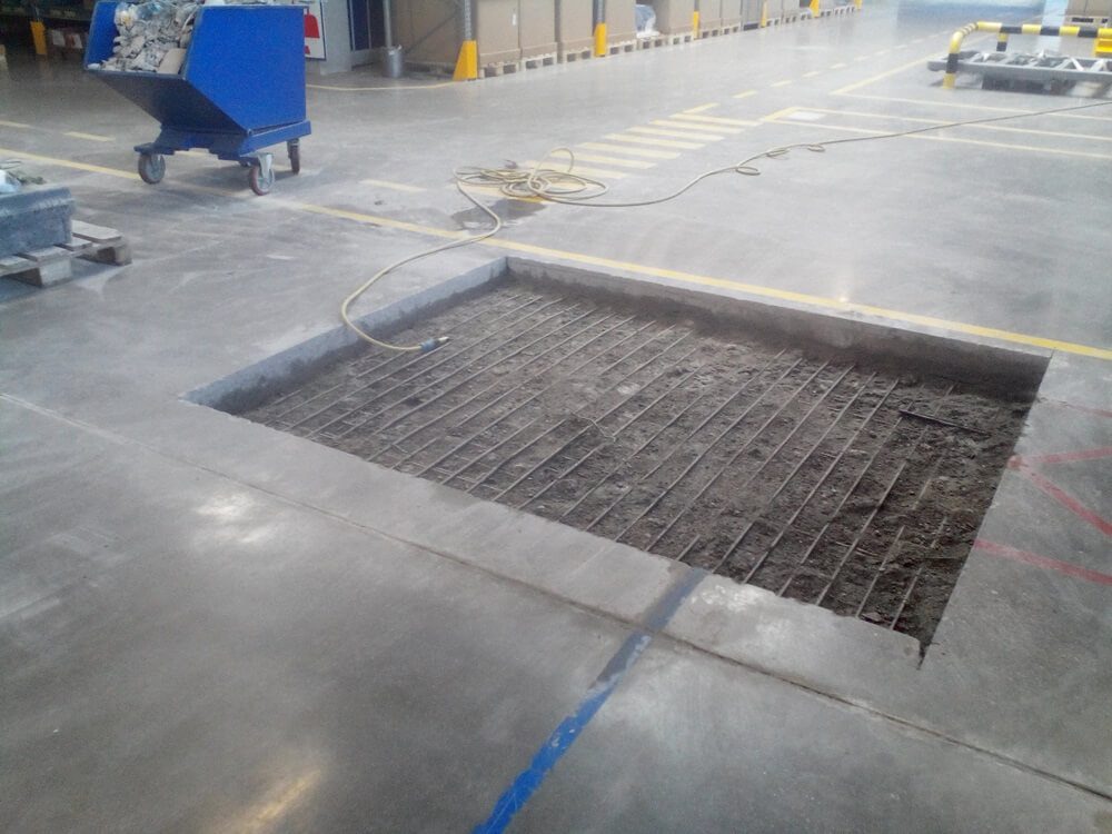 CIĘCIE POSADZKI BETONOWEJ